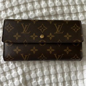 Authentic Louis Vuitton wallet.
